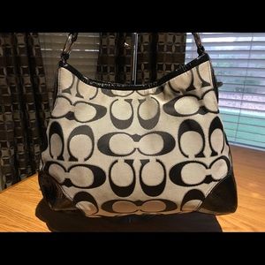 Coach Gray/Black Peyton Sig Tote w/patent trim